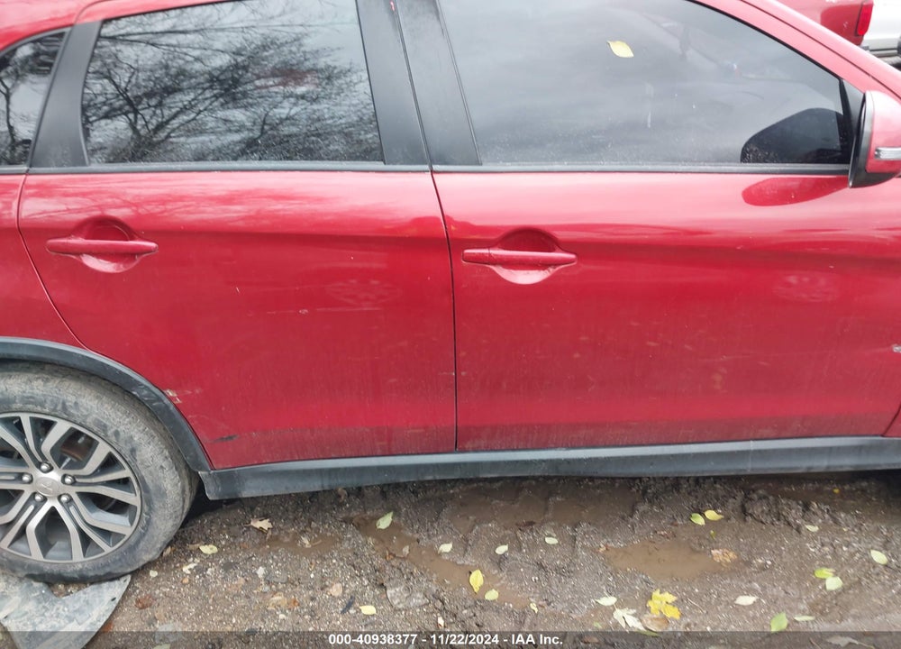 2018 MITSUBISHI OUTLANDER SPORT 2.0 ES VIN: JA4AP3AUXJU018951