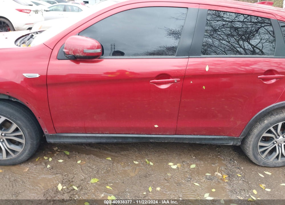 2018 MITSUBISHI OUTLANDER SPORT 2.0 ES VIN: JA4AP3AUXJU018951
