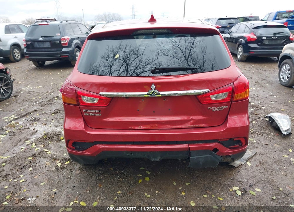 2018 MITSUBISHI OUTLANDER SPORT 2.0 ES VIN: JA4AP3AUXJU018951