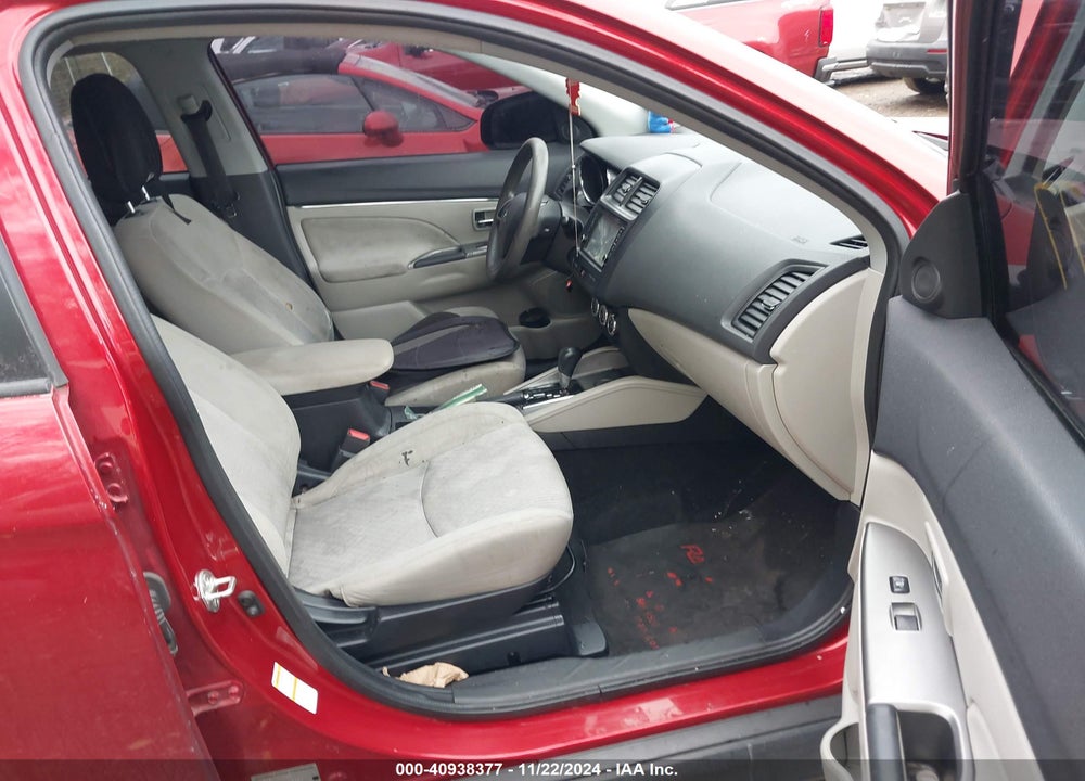 2018 MITSUBISHI OUTLANDER SPORT 2.0 ES VIN: JA4AP3AUXJU018951
