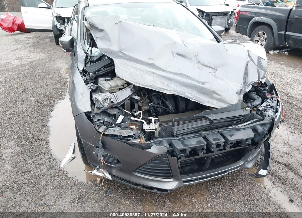 2013 FORD FOCUS SE VIN: 1FADP3F21DL105552