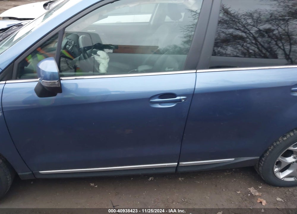 2018 SUBARU FORESTER 2.5I TOURING VIN: JF2SJAWC6JH581389