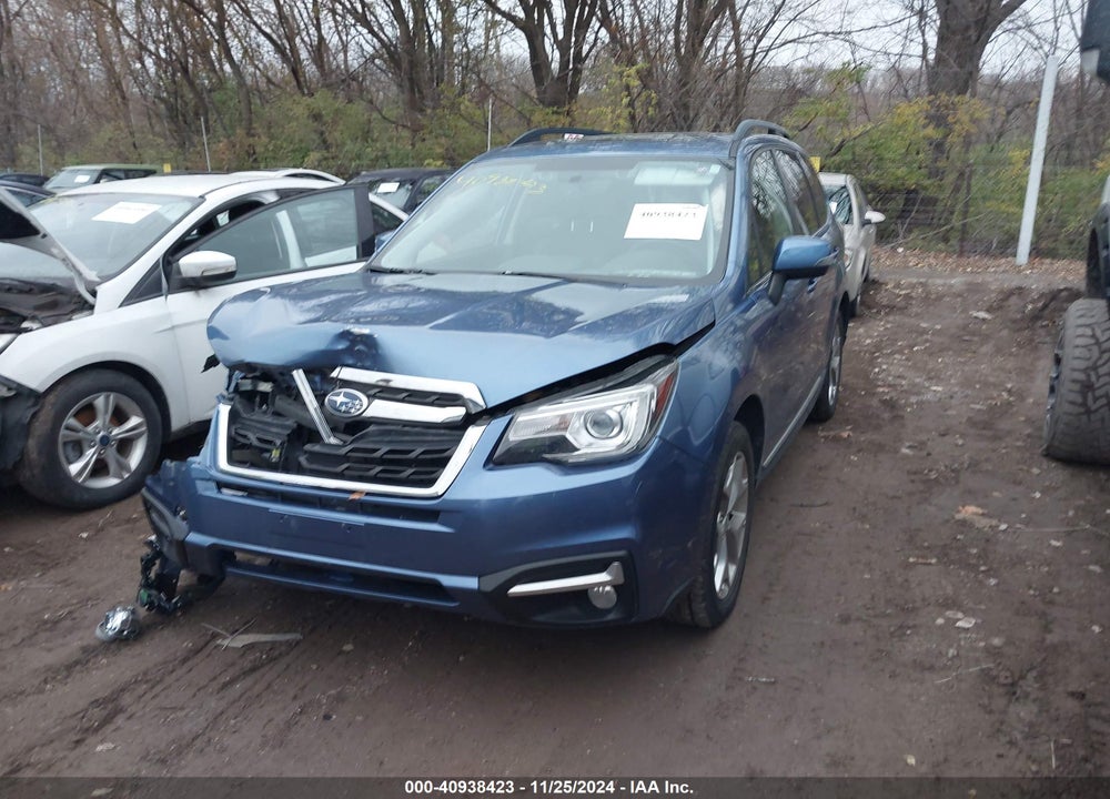 2018 SUBARU FORESTER 2.5I TOURING VIN: JF2SJAWC6JH581389