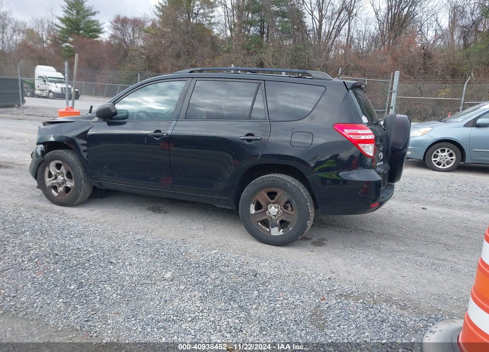 2011 TOYOTA RAV4 VIN: 2T3KF4DV0BW062453