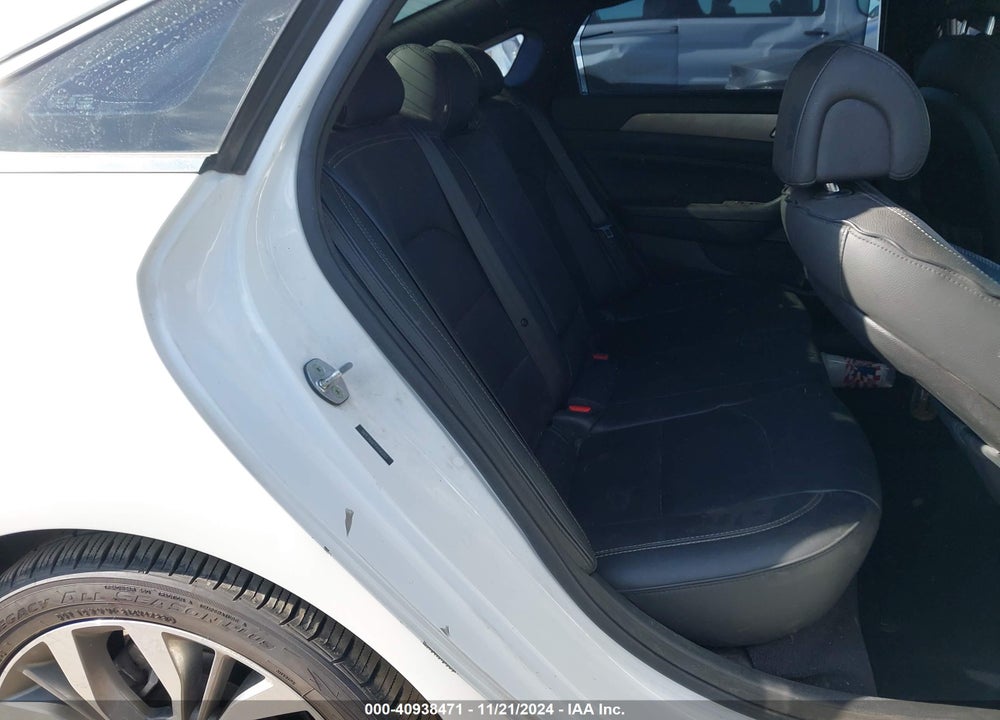 2015 HYUNDAI SONATA LIMITED 2.0T VIN: 5NPE34AB7FH190203