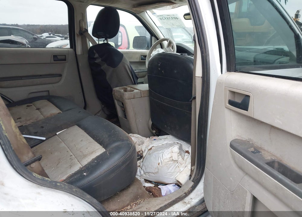 2008 FORD ESCAPE XLT VIN: 1FMCU03ZX8KA63873