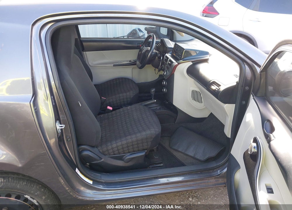 2012 SCION IQ VIN: JTNJJXB00CJ016328