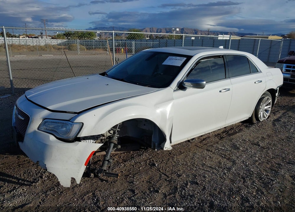 2017 CHRYSLER 300C VIN: 2C3CCAEG8HH565138