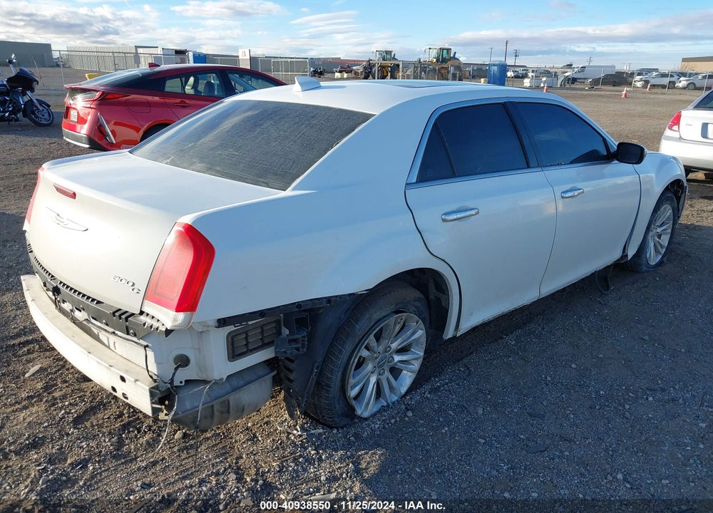 2017 CHRYSLER 300C VIN: 2C3CCAEG8HH565138