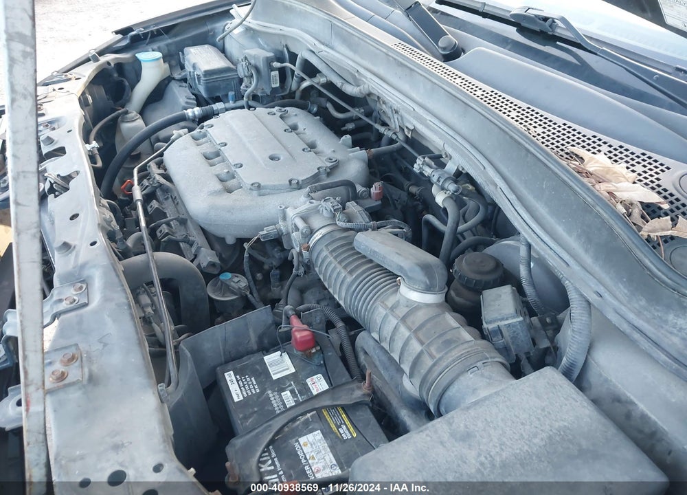 2005 HONDA PILOT EX-L VIN: 2HKYF18545H520588