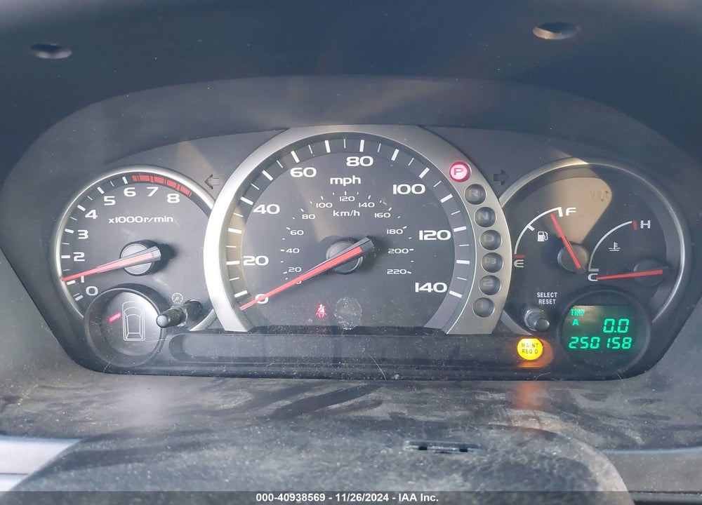 2005 HONDA PILOT EX-L VIN: 2HKYF18545H520588