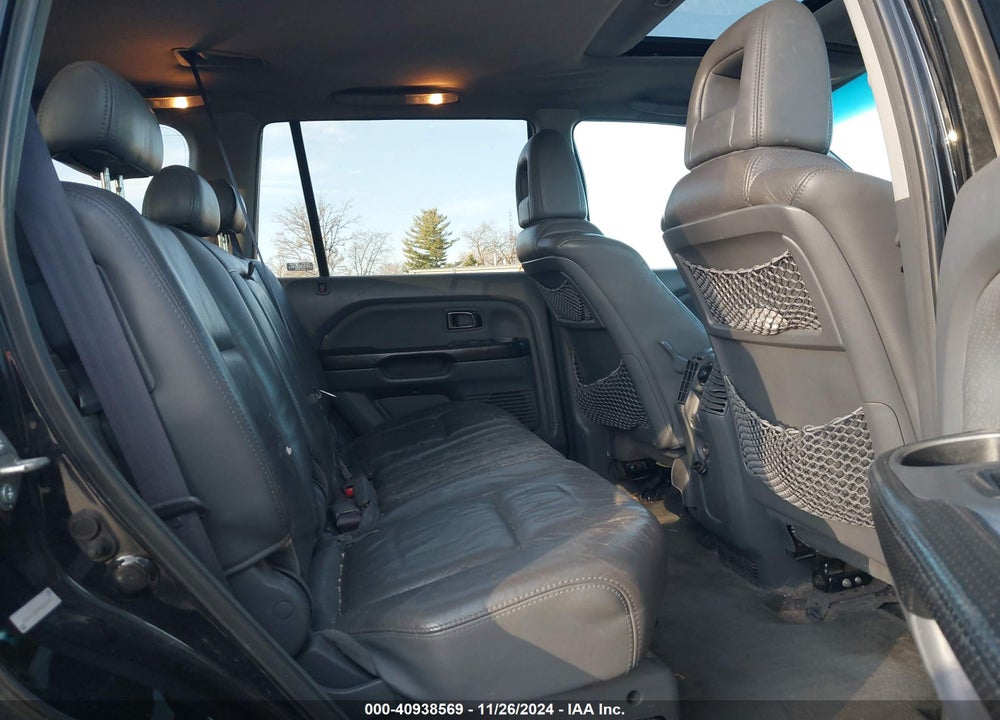 2005 HONDA PILOT EX-L VIN: 2HKYF18545H520588