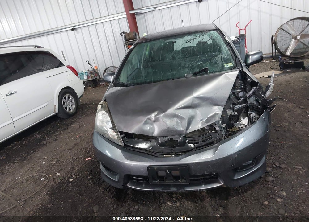 2013 HONDA FIT SPORT VIN: JHMGE8H55DC004403