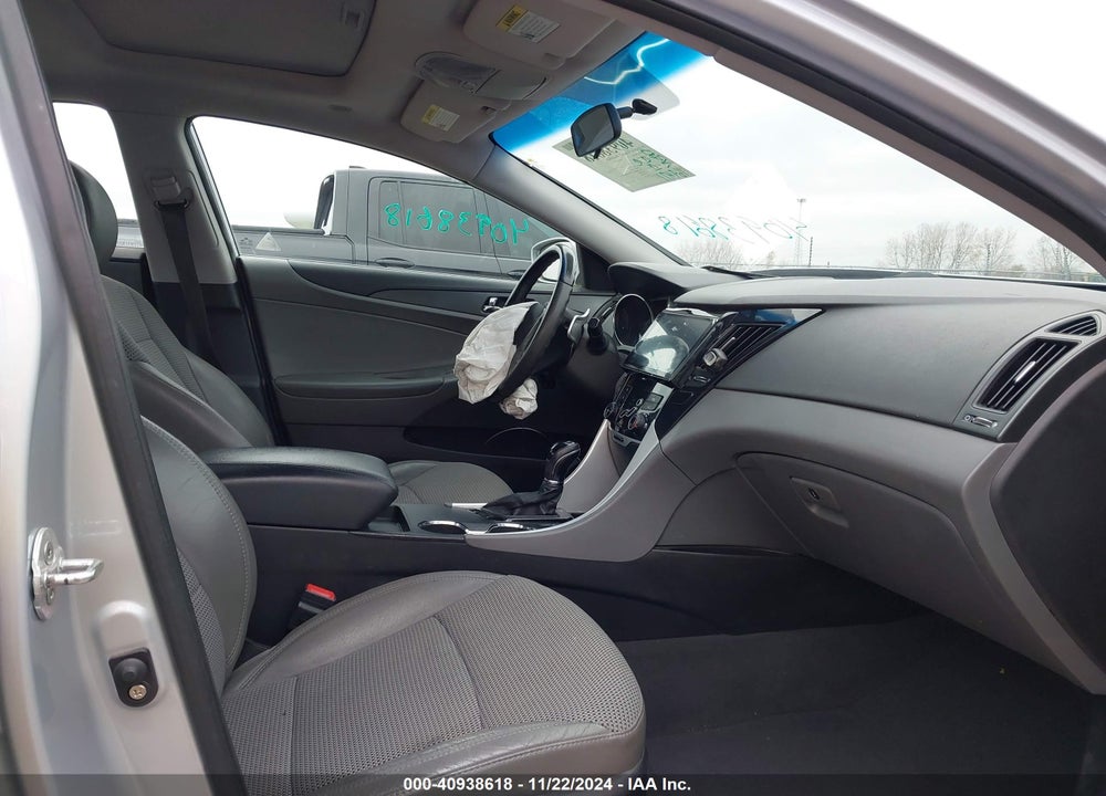 2011 HYUNDAI SONATA SE VIN: 5NPEC4AC8BH101029