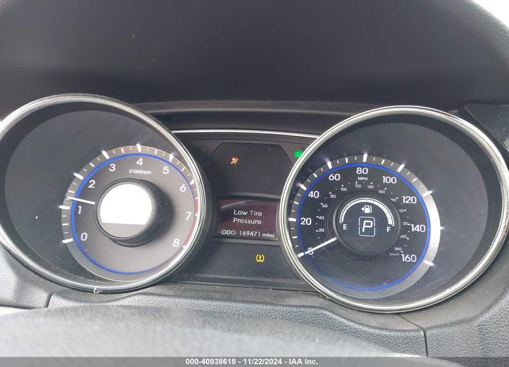 2011 HYUNDAI SONATA SE VIN: 5NPEC4AC8BH101029