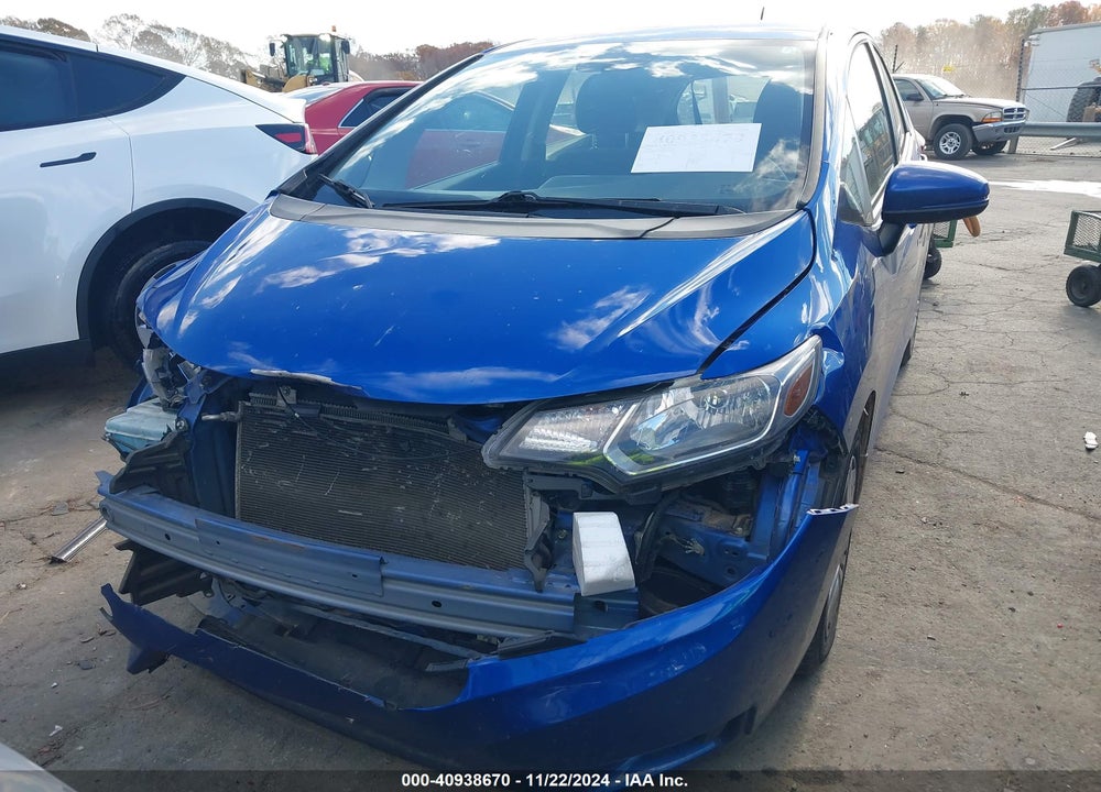 2016 HONDA FIT LX VIN: JHMGK5H58GX008305
