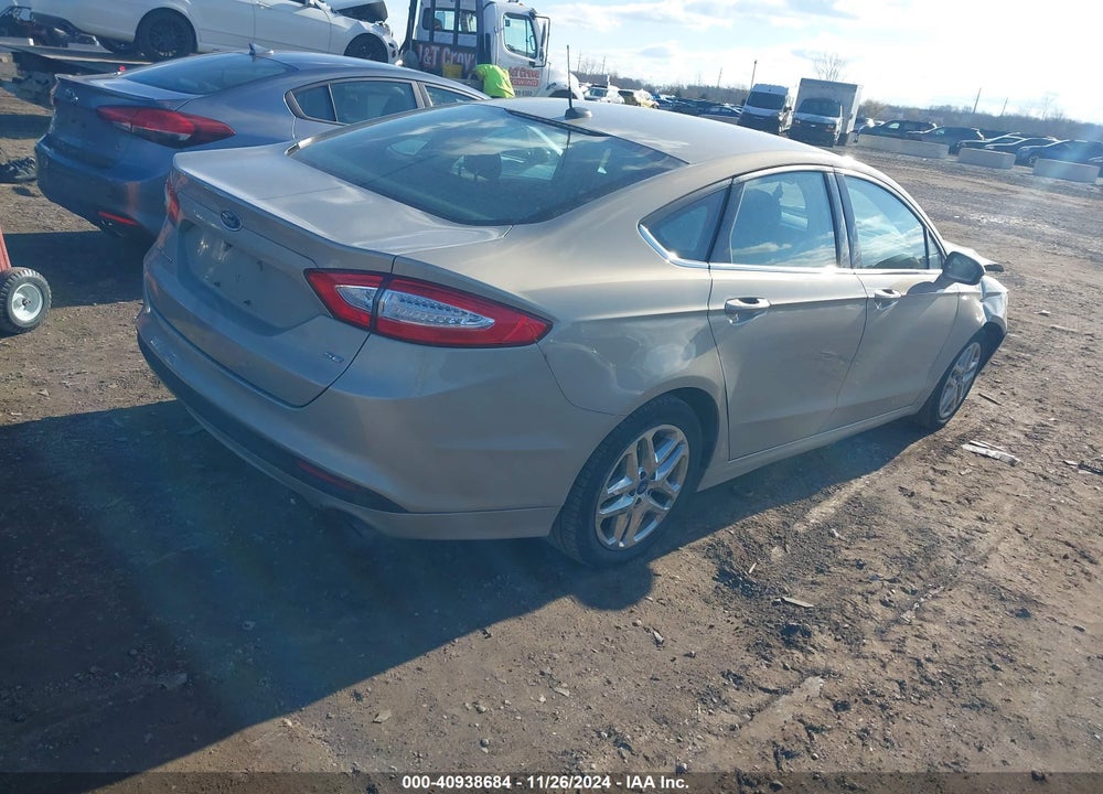 2015 FORD FUSION SE VIN: 3FA6P0H78FR180589