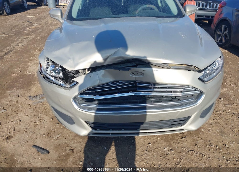 2015 FORD FUSION SE VIN: 3FA6P0H78FR180589
