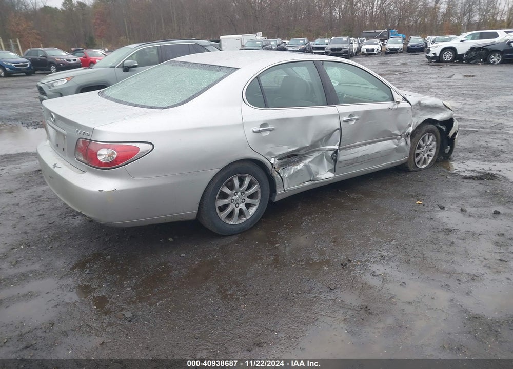 2002 LEXUS ES 300 VIN: JTHBF30G420039553