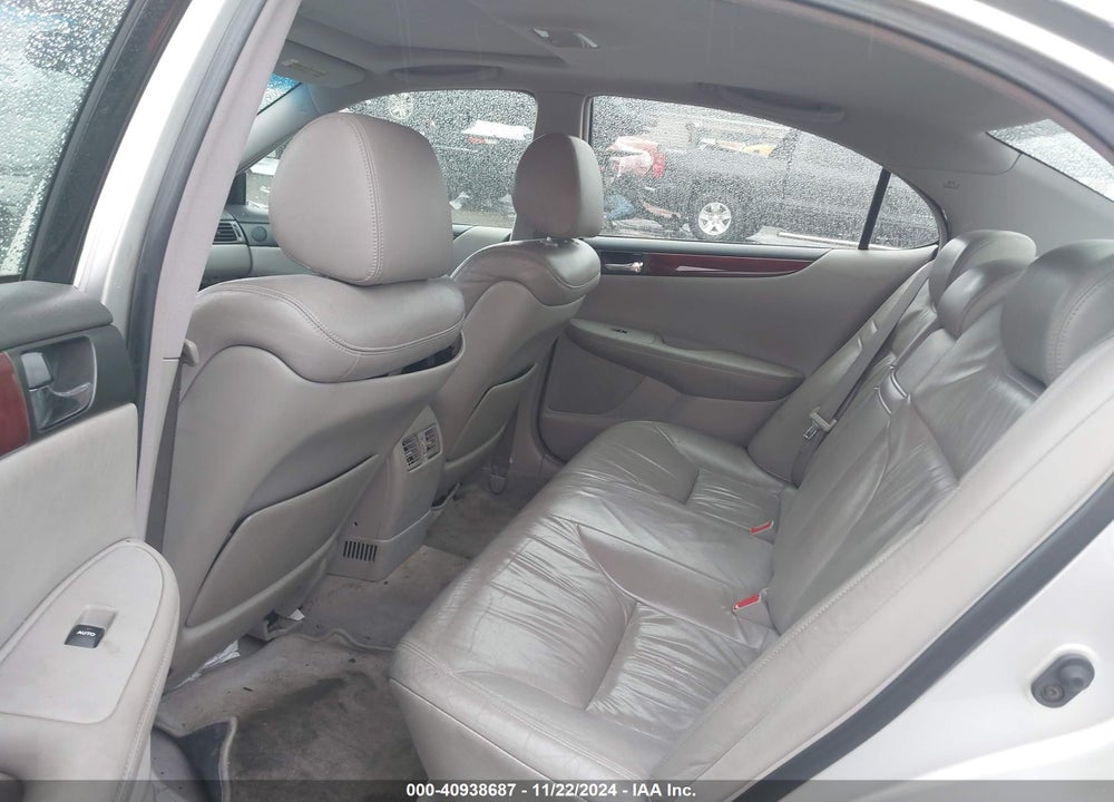 2002 LEXUS ES 300 VIN: JTHBF30G420039553