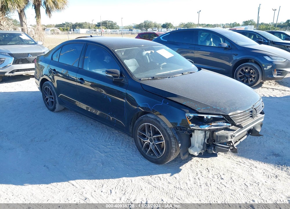 2014 VOLKSWAGEN JETTA 1.8T SE VIN: 3VWD17AJ1EM402951