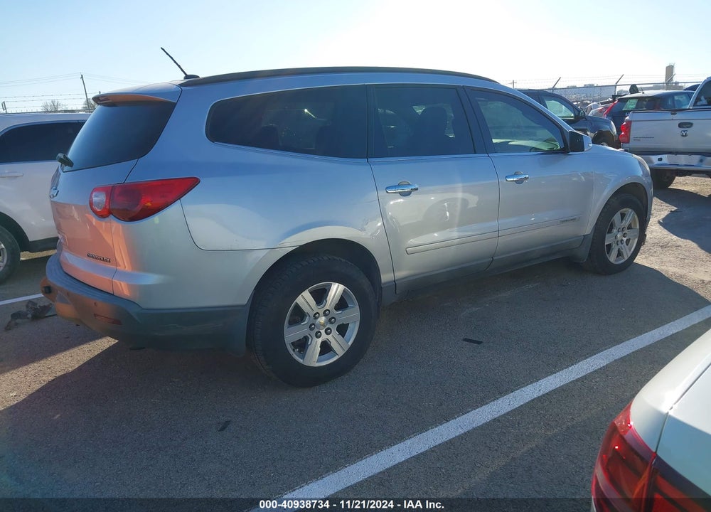 2009 CHEVROLET TRAVERSE LT VIN: 1GNER23D895150839
