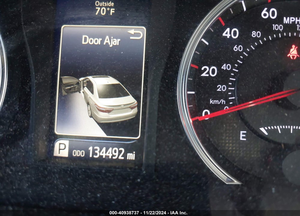 2015 TOYOTA CAMRY SE VIN: 4T1BF1FK3FU065105