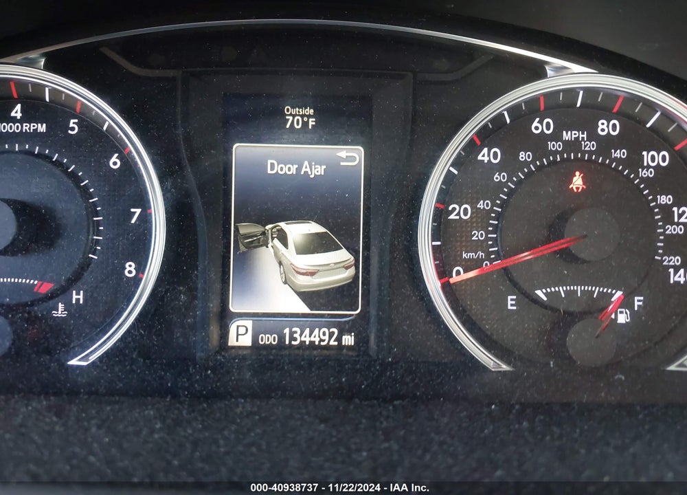 2015 TOYOTA CAMRY SE VIN: 4T1BF1FK3FU065105