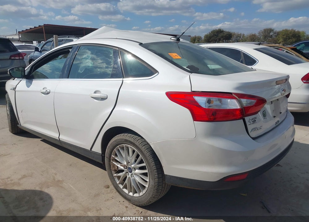 2012 FORD FOCUS SEL VIN: 1FAHP3H24CL243390