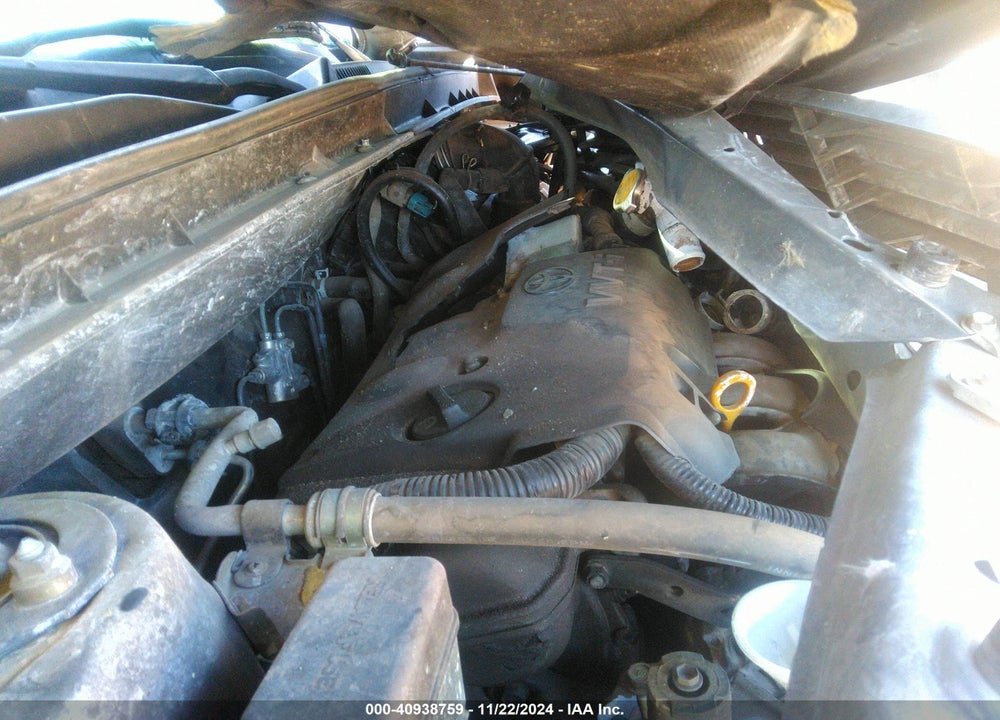 2005 SCION XB VIN: JTLKT324750208602