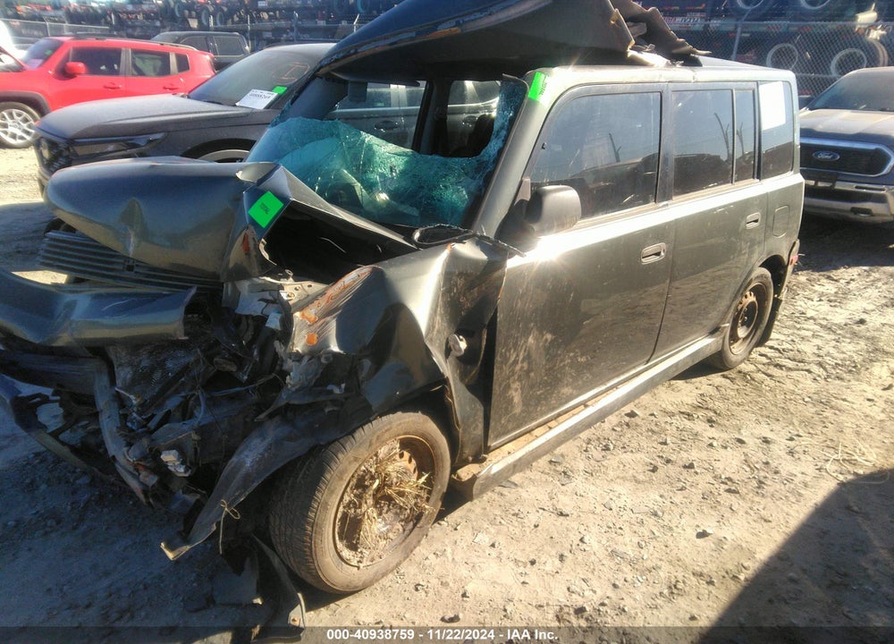2005 SCION XB VIN: JTLKT324750208602