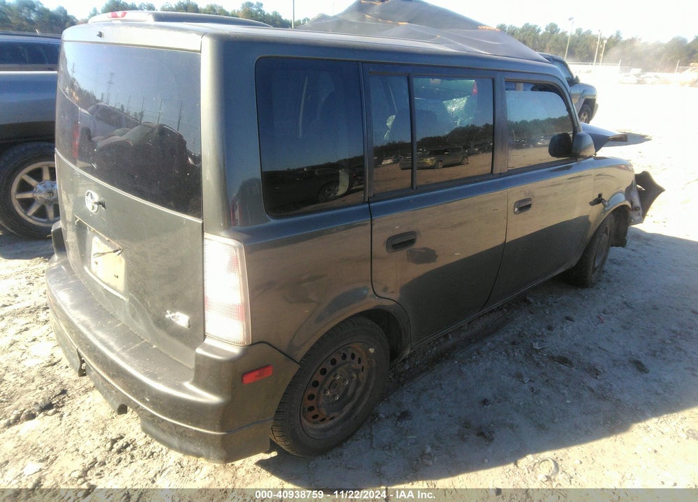 2005 SCION XB VIN: JTLKT324750208602