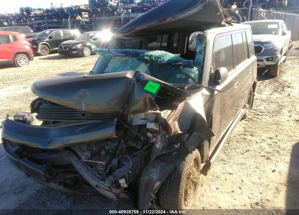 2005 SCION XB VIN: JTLKT324750208602