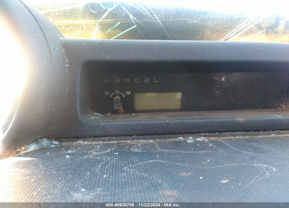 2005 SCION XB VIN: JTLKT324750208602