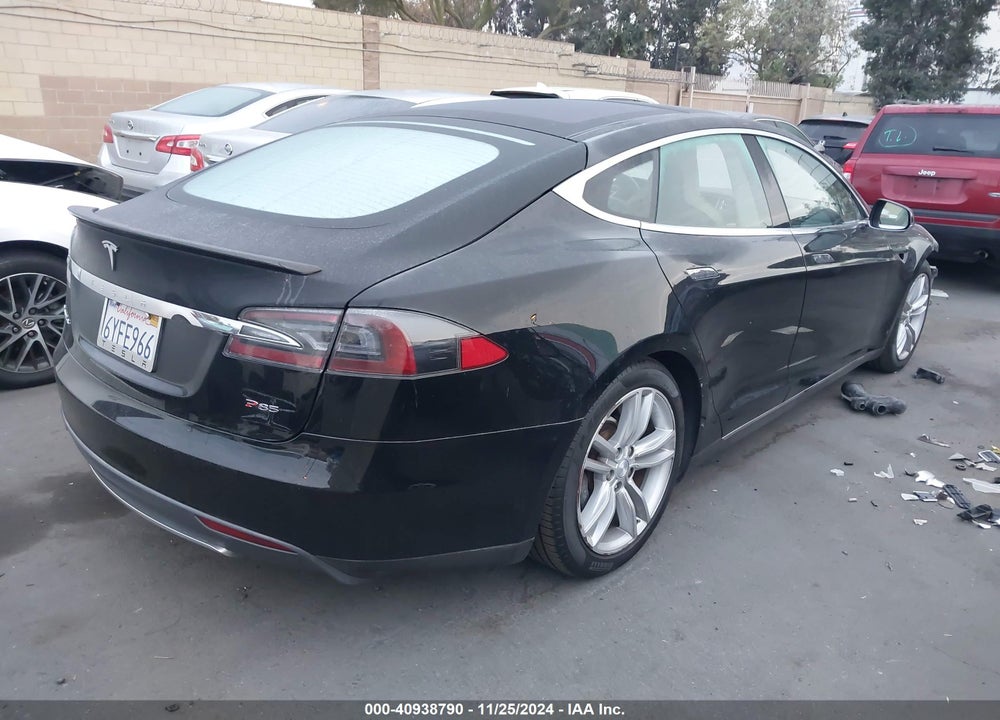 2013 TESLA MODEL S PERFORMANCE VIN: 5YJSA1CP9DFP07125