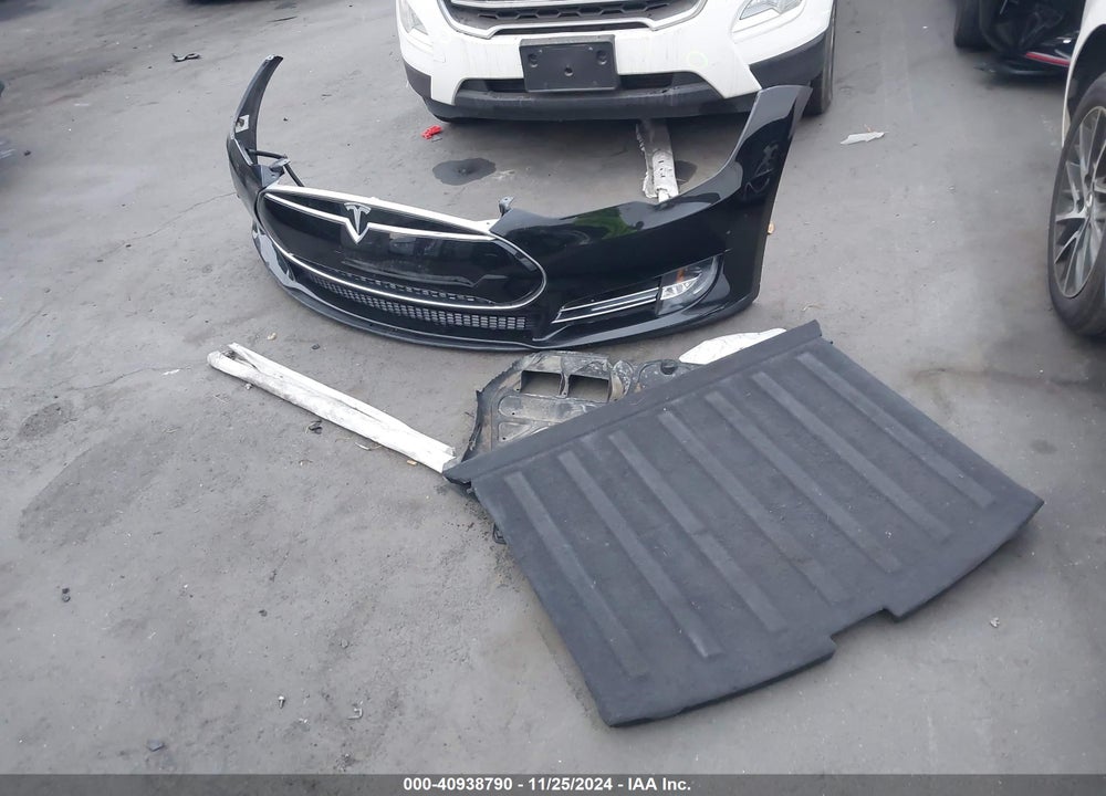 2013 TESLA MODEL S PERFORMANCE VIN: 5YJSA1CP9DFP07125