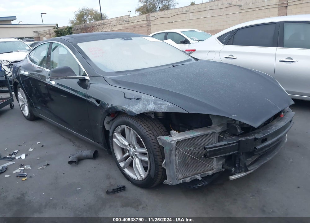 2013 TESLA MODEL S PERFORMANCE VIN: 5YJSA1CP9DFP07125
