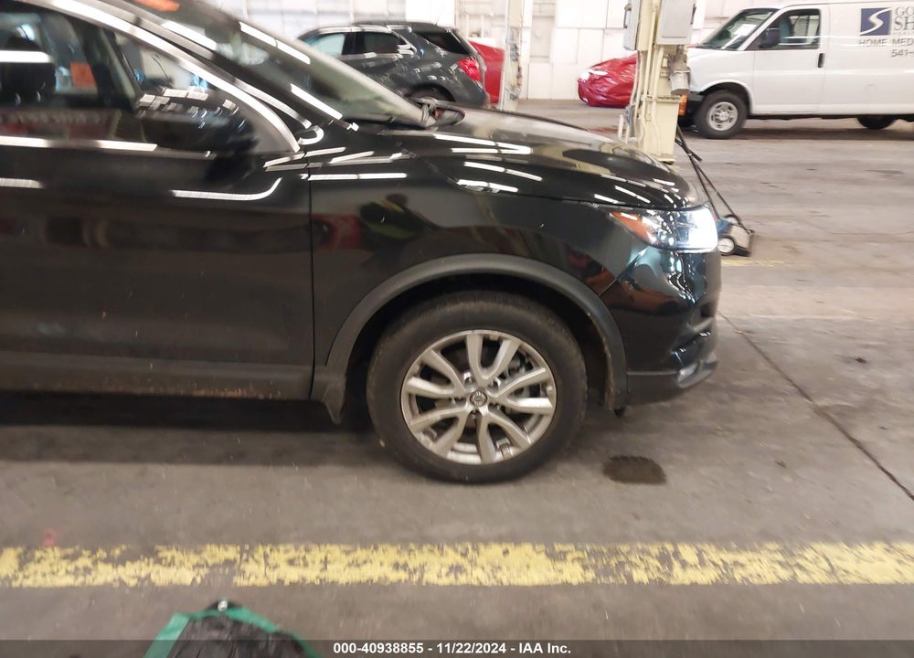 2021 NISSAN ROGUE SPORT SV FWD XTRONIC CVT VIN: JN1BJ1BV4MW560663