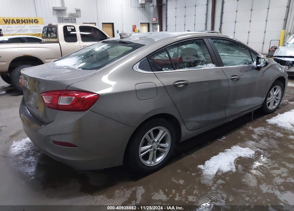2017 CHEVROLET CRUZE LT AUTO VIN: 3G1BE5SM7HS556990
