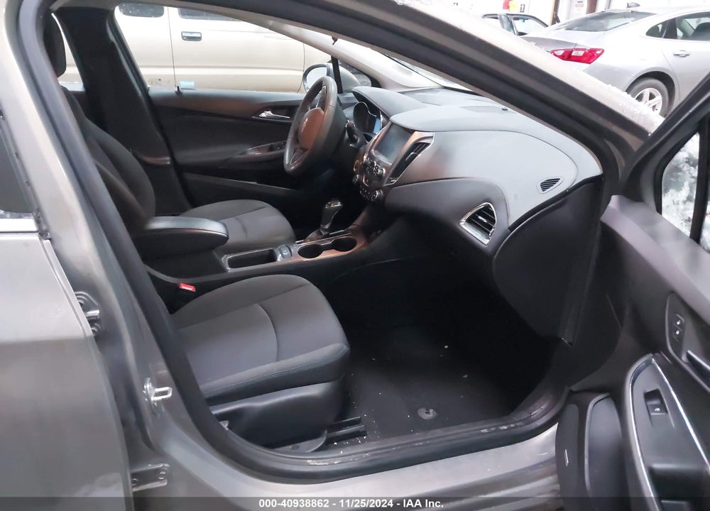 2017 CHEVROLET CRUZE LT AUTO VIN: 3G1BE5SM7HS556990