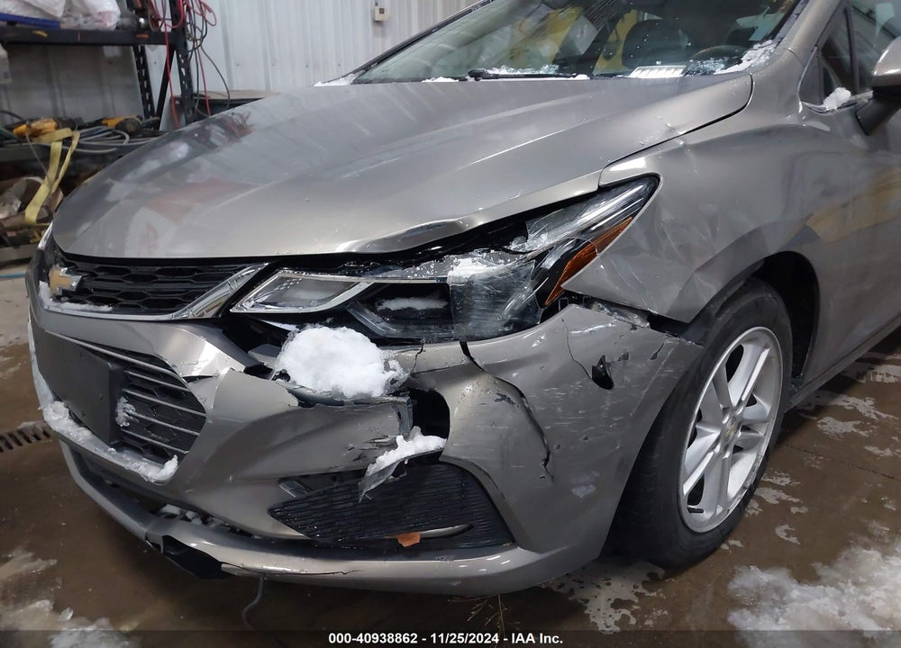 2017 CHEVROLET CRUZE LT AUTO VIN: 3G1BE5SM7HS556990
