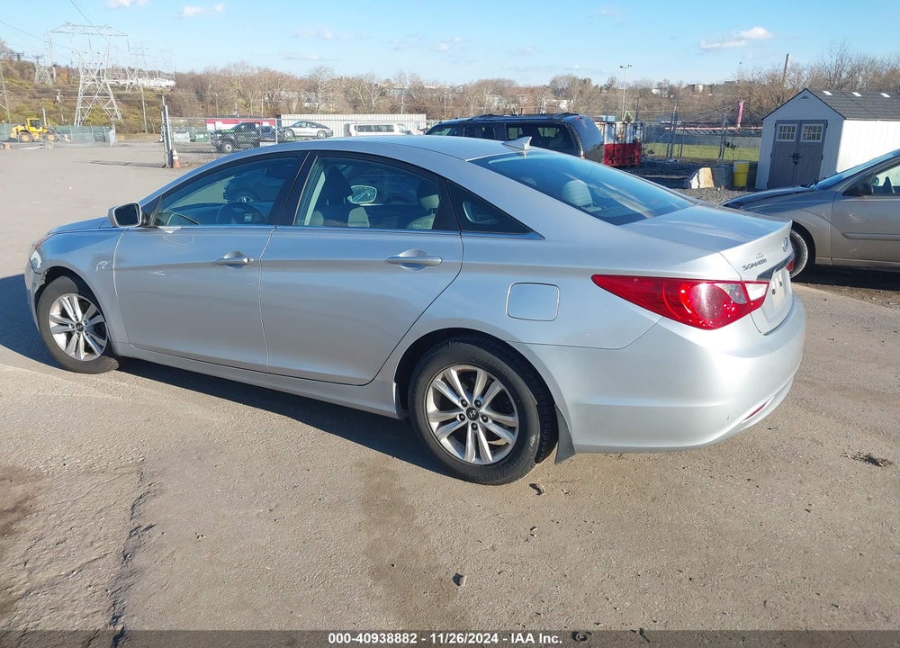 2012 HYUNDAI SONATA GLS VIN: 5NPEB4AC2CH498662