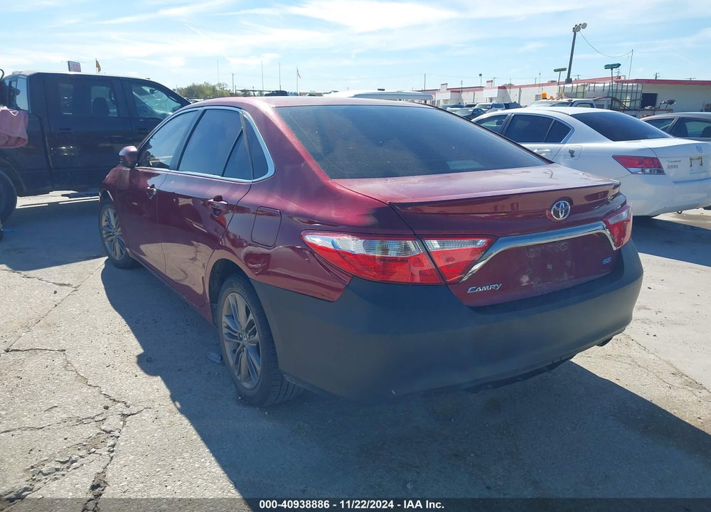 2015 TOYOTA CAMRY SE VIN: 4T1BF1FK0FU881656