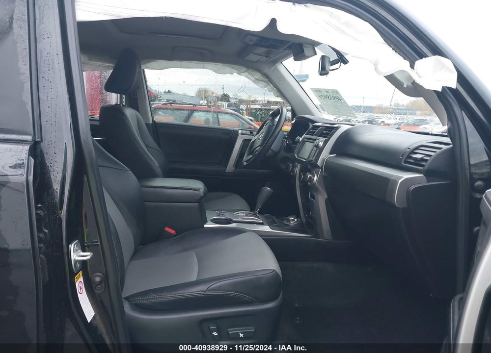 2019 TOYOTA 4RUNNER SR5 VIN: JTEBU5JR7K5648198