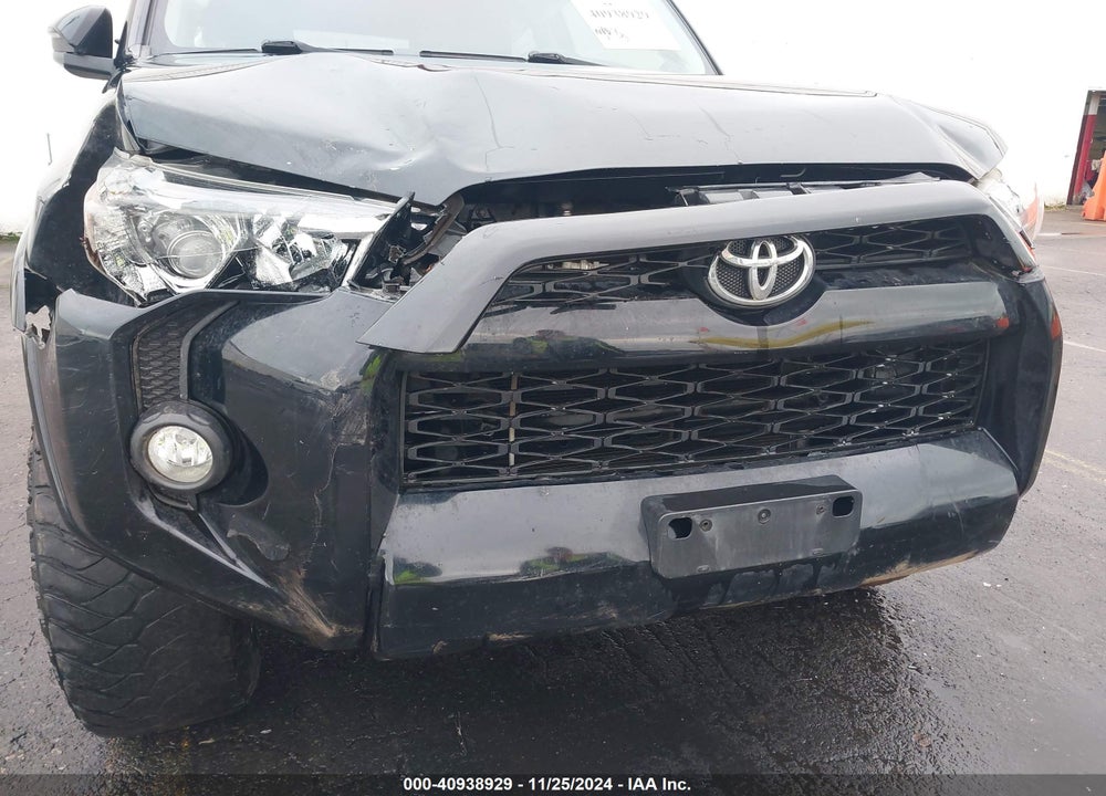 2019 TOYOTA 4RUNNER SR5 VIN: JTEBU5JR7K5648198