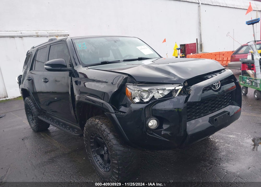 2019 TOYOTA 4RUNNER SR5 VIN: JTEBU5JR7K5648198