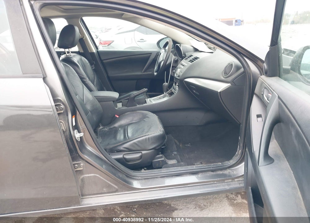2010 MAZDA 3 I TOURING VIN: JM1BL1SF7A1168558