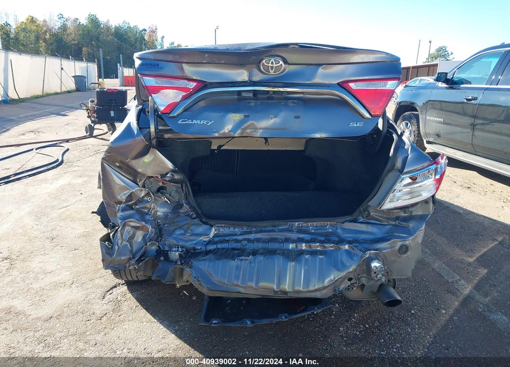 2016 TOYOTA CAMRY SE VIN: 4T1BF1FK0GU139985