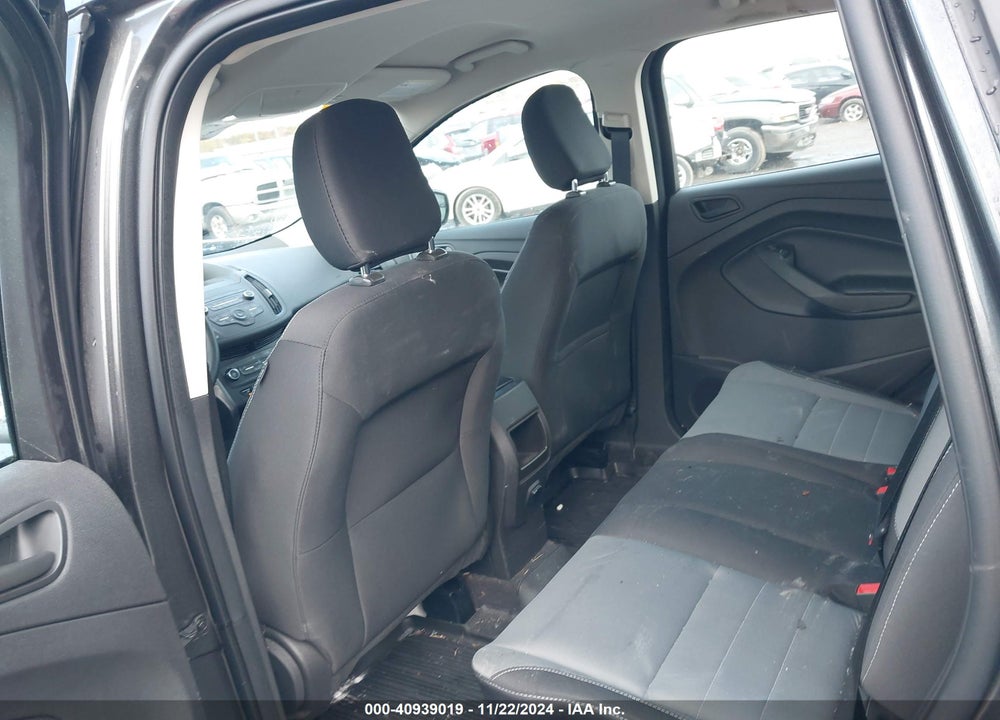 2019 FORD ESCAPE S VIN: 1FMCU0F71KUB23948