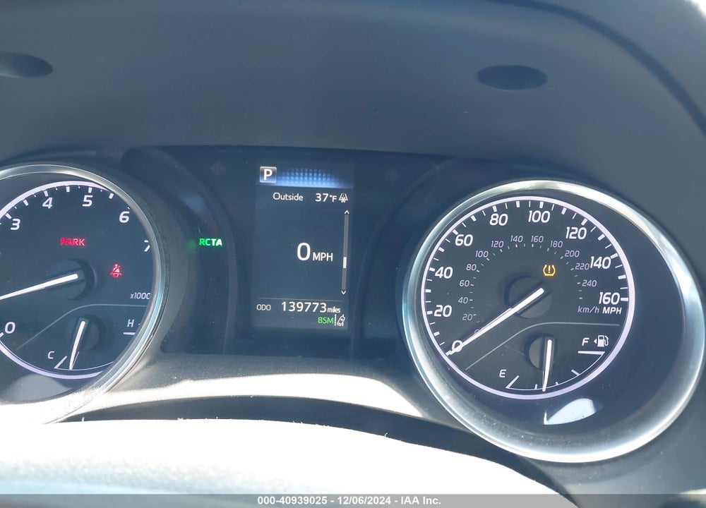 2018 TOYOTA CAMRY SE VIN: 4T1B11HK7JU620609